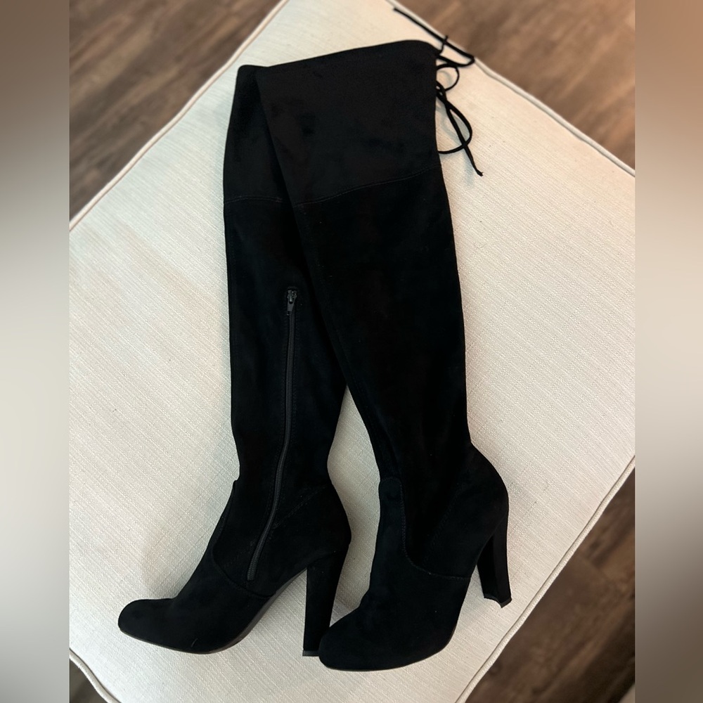 Elegant Black Over-the-Knee Boots
